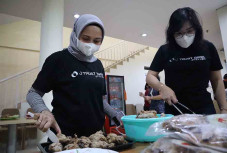 Pertumbuhan Bisnis J...
