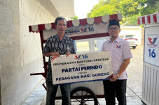 Caleg Wahyu Nur Iman:...