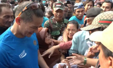 Sandiaga Uno Terjun...