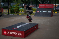 Dorong Perkembangan...