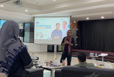 Dorong UMKM Go Global,...