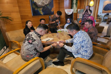 Rayakan Hari Pelanggan...