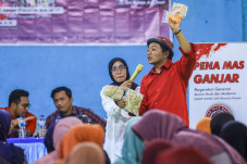 Pena Mas Ganjar Sosialisasikan...