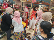 Jokowi Buka Inacraft...