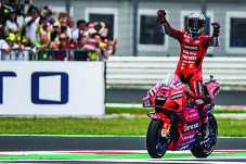 Francesco Bagnaia Juara...