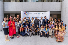 Dorong Bisnis Sosial,...