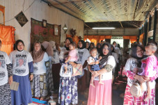 Ekonomi Sulit, Mak Ganjar...