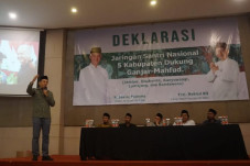 Ganjar-Mahfud Didukung...