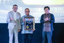 Direktur Keuangan Bank...