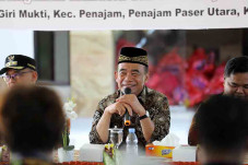 Turunkan Angka Kemiskinan...
