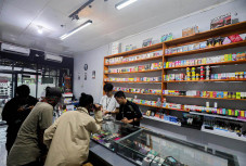 Pajak Rokok Elektrik...