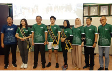 Rangkul Komunitas, Surabaya...