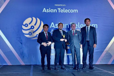 PLN Icon Plus Raih Penghargaan...