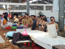 Pastikan Stok serta...