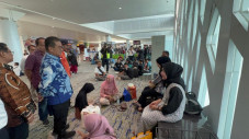 Tinjau Posko Mudik di...