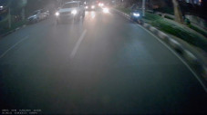 Dashcam Selamatkan Pengendara...