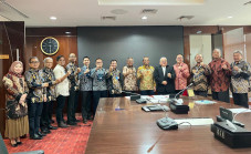 Kolaborasi Industri...