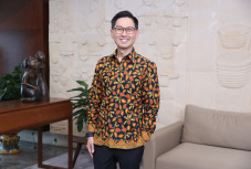 Berawal dari Warung...