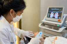 Perawatan Laser Terbaik...