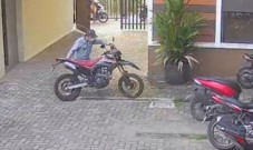Berusaha Kabur dan Lukai...