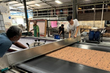 Dorong Batik Jadi Gaya...