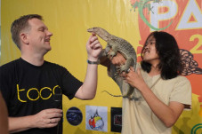 Gandeng KDRT, Toco Luncurkan...