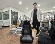 Recaro Bangkrut, Jok...