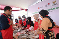 Baznas RI bersama UPZ...
