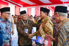 Momen Akrab Prabowo...