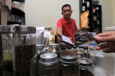 Jelang Libur Nataru,...