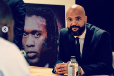 Kisah van Dijk dan Kluivert,...
