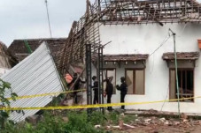 Polisi Amankan Anggota...