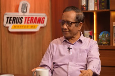 Tidak Masuk Akal Pagar...