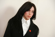 Billie Eilish Diduga...