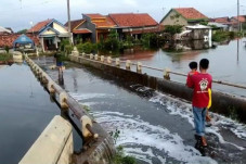 Banjir Rob Terjang Pesisir...