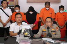 Sangkal Lakukan Pemerasan...