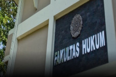 6 Kampus Hukum Terbaik...