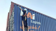 KAI Logistik Raih Sertifikasi...