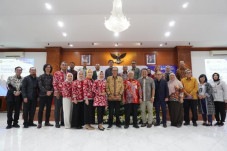 Training Centre, Strategi...