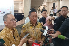 Industri Pertahanan...