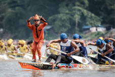 Pacu Jalur Viral, AirAsia...