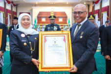 Ketua Umum PWI Pusat...