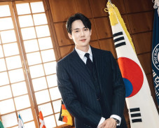 Aktor Top Korea Ini...