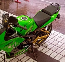 Spek Khusus, Kawasaki...