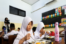 UI Dukung Program MBG...