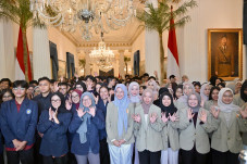 Ratusan Pelajar dan...