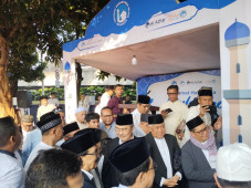 Khotbah Iduladha di...