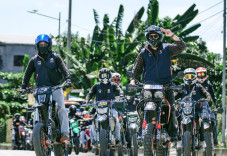Komunitas Supermoto...