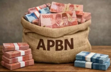 Defisit APBN 2026 Diprediksi...