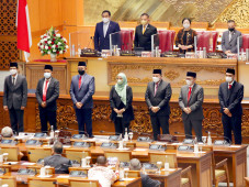 Menunggu Kiprah Komisioner...